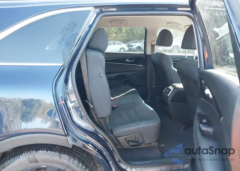 2019 Kia Sorento 3.3L S из США, поврежденный, VIN 5XYPGDA50KG608299